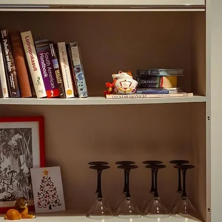 With Great Connections Near Airport, Tikkurila Lägenhet