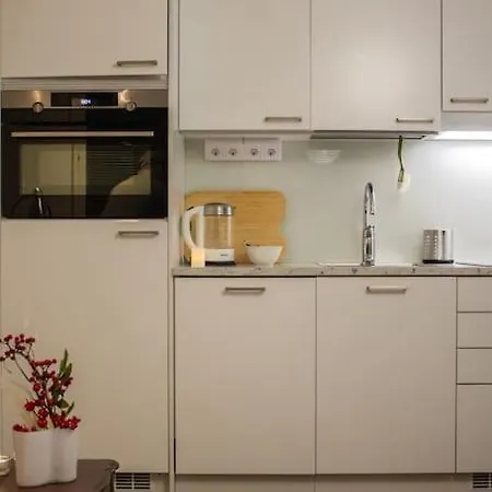 Appartement With Great Connections Near Airport, Tikkurila Vantaa
