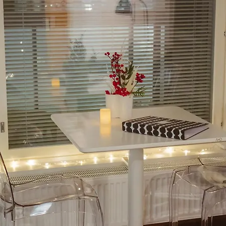 Appartement With Great Connections Near Airport, Tikkurila Vantaa
