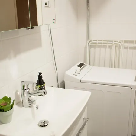 Appartement With Great Connections Near Airport, Tikkurila