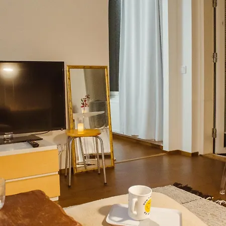 Appartement With Great Connections Near Airport, Tikkurila